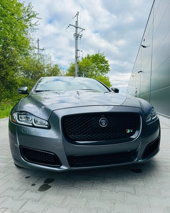 Jaguar XJR cena 175000 przebieg: 112400, rok produkcji 2017 z Poznań małe 667